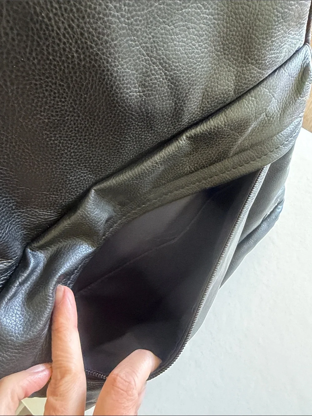 Knomo Leather Backpack in Black